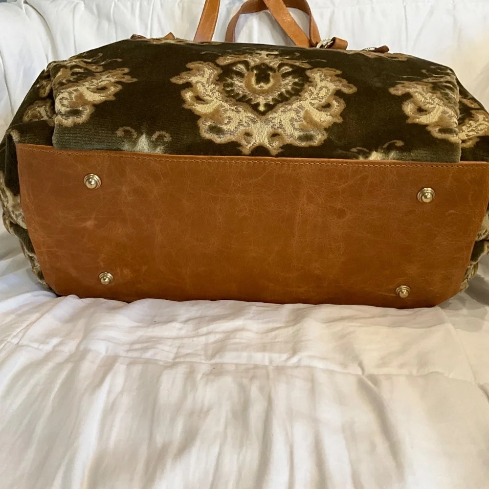 Glenda Gies- NEW!-Lilly shoulder bag. Green Chenille Mosaic-Retired - Picture 3 of 7